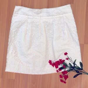 Loft White Embossed Floral Skirt Women’s Size 8